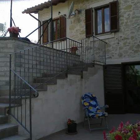 Il Fiordaliso アパート Preci